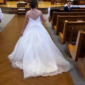 Stunning flower girl dress Anthropology